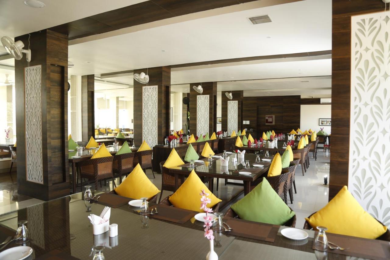 Silver Estate Resort Tikamgarh Ngoại thất bức ảnh